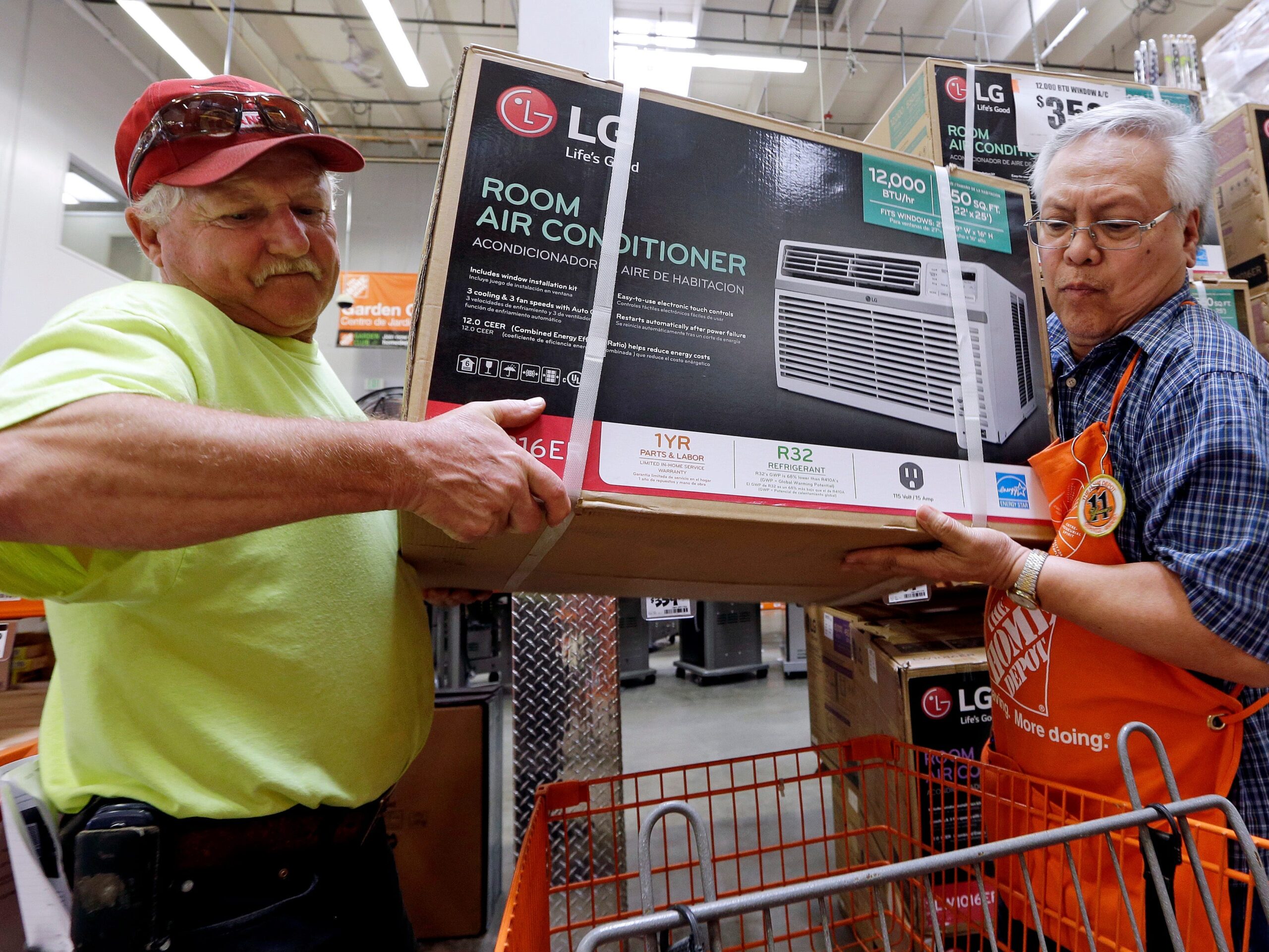 home-depot-will-scrap-controversial-'timesheet-rounding'-and-pay-hourly-workers-workers-to-the-nearest-minute