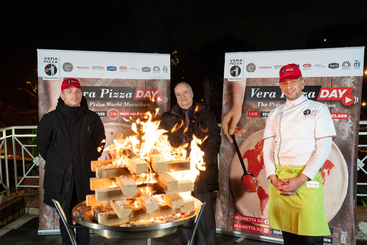 tutto-pronto-a-napoli-per-la-terza-edizione-del-vera-pizza-day