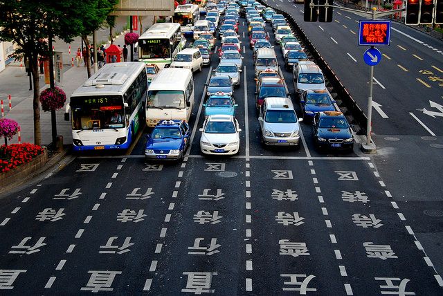 l'auto-elettrica-cinese-ora-deve-correre-da-sola,-pechino-smette-di-spingerla-con-gli-aiuti