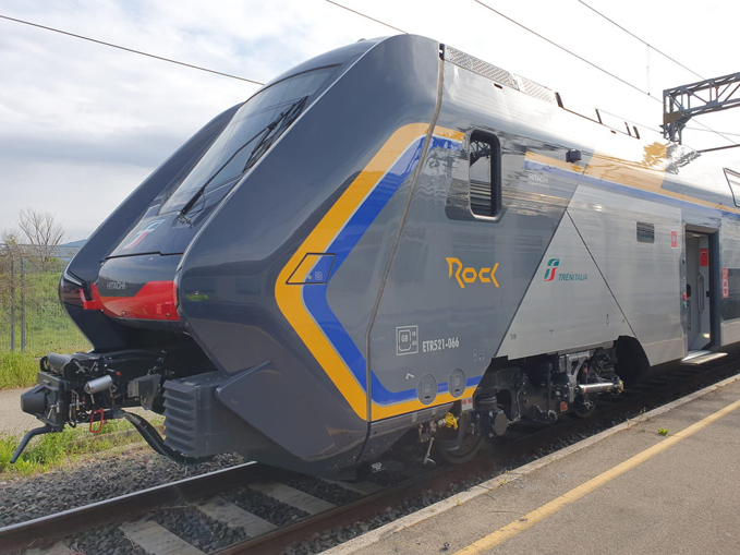 un-treno-diretto-fra-alba-e-l'aeroporto-di-caselle