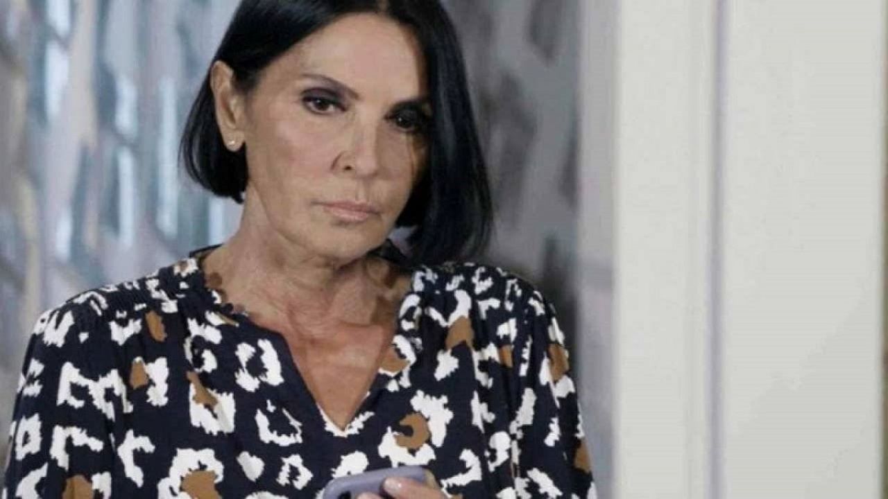 “addio,-sei-andato-via-in-silenzio”.-nina-soldano-in-lutto:-gravissima-perdita-per-l'attrice-di-un-posto-al-sole-(foto)