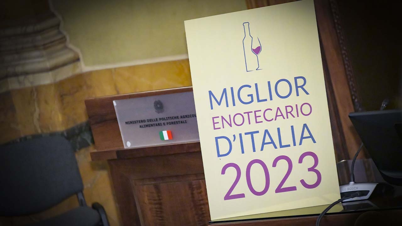 professione-enotecario,-il-premio-al-migliore-anche-nel-2023-–-james-magazine