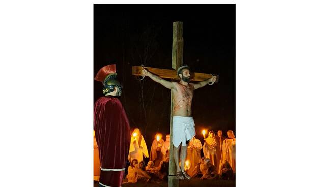 commovente-via-crucis-a-castello-di-annone-–-atnews.it