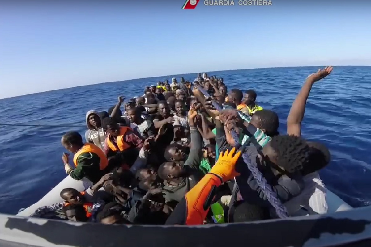 migranti-dall’africa,-l’invasione-e-solo-all’inizio:-ecco-i-numeri-–-umberto-camillo-iacoviello
